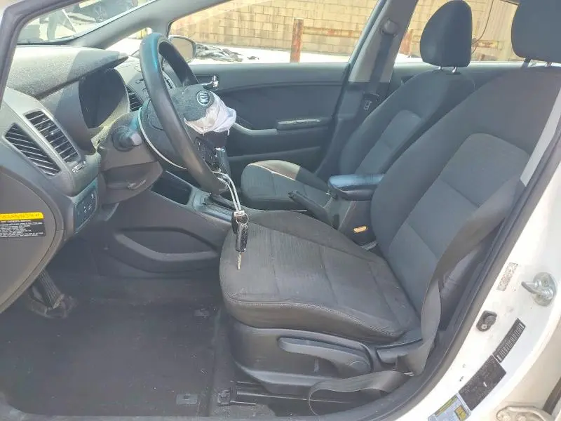 2015 KIA FORTE LX  