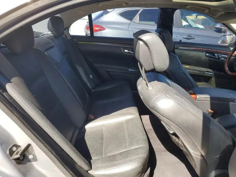 2010 MERCEDES-BENZ S 550  