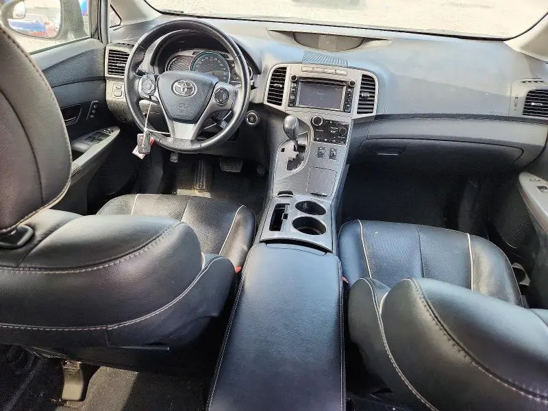 2013 TOYOTA VENZA XLE  