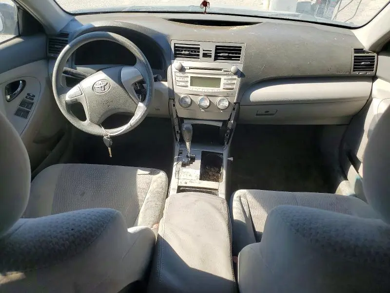 2010 TOYOTA CAMRY LE  