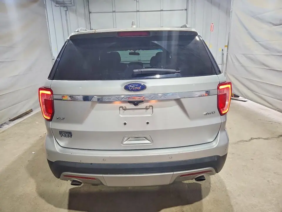 2017 FORD EXPLORER XLT  