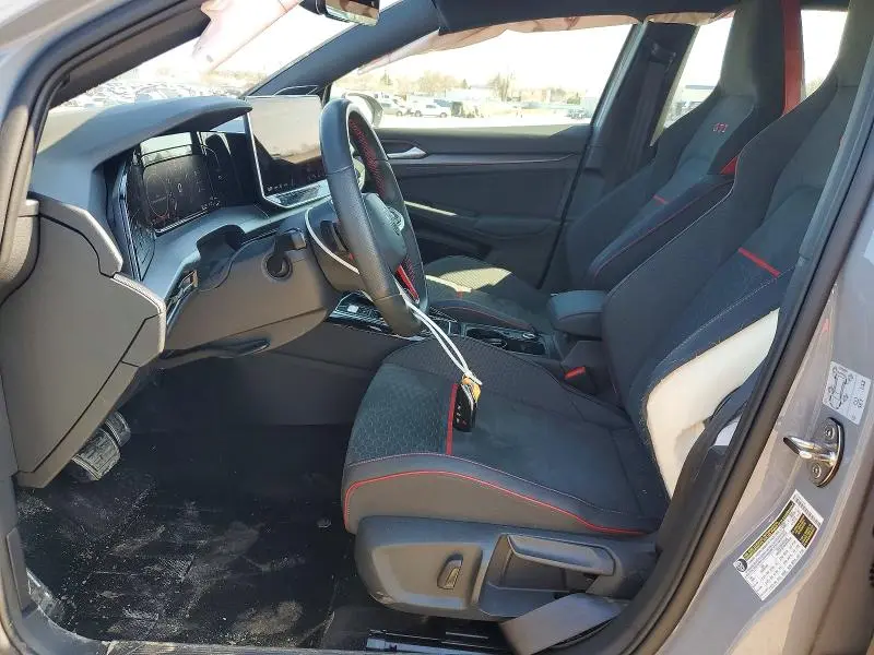 2025 VOLKSWAGEN GTI SE  