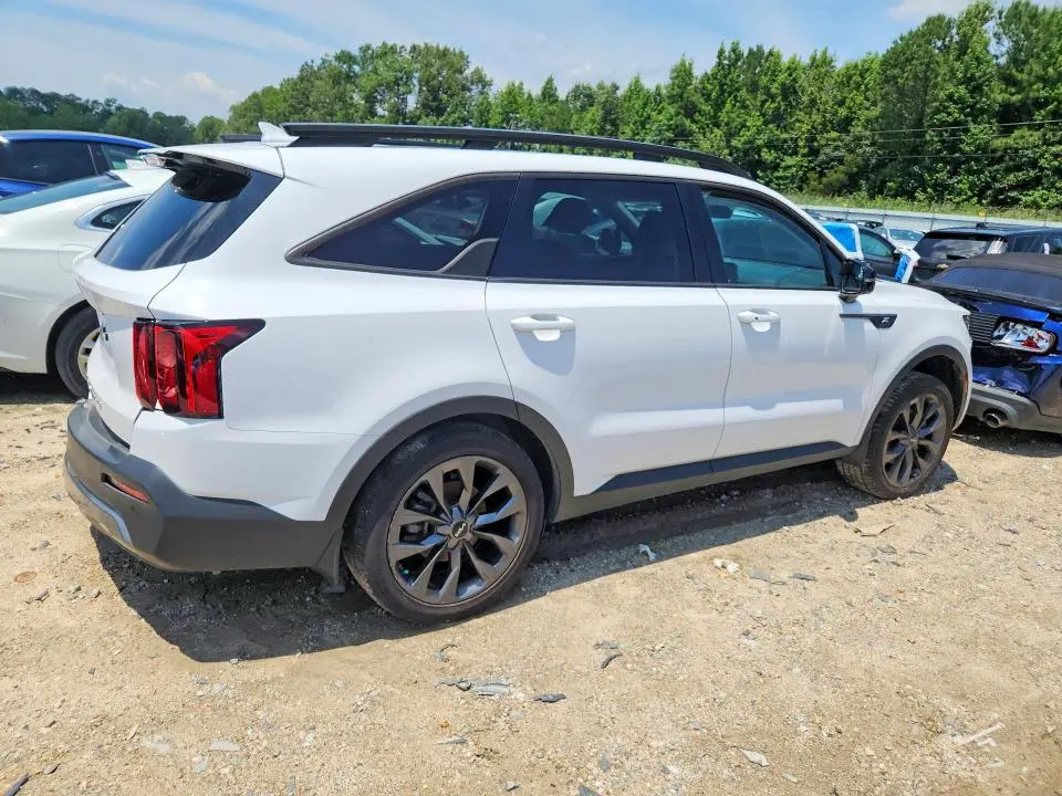 2022 KIA SORENTO EX  
