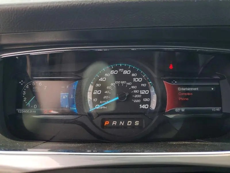 2015 FORD TAURUS SEL  