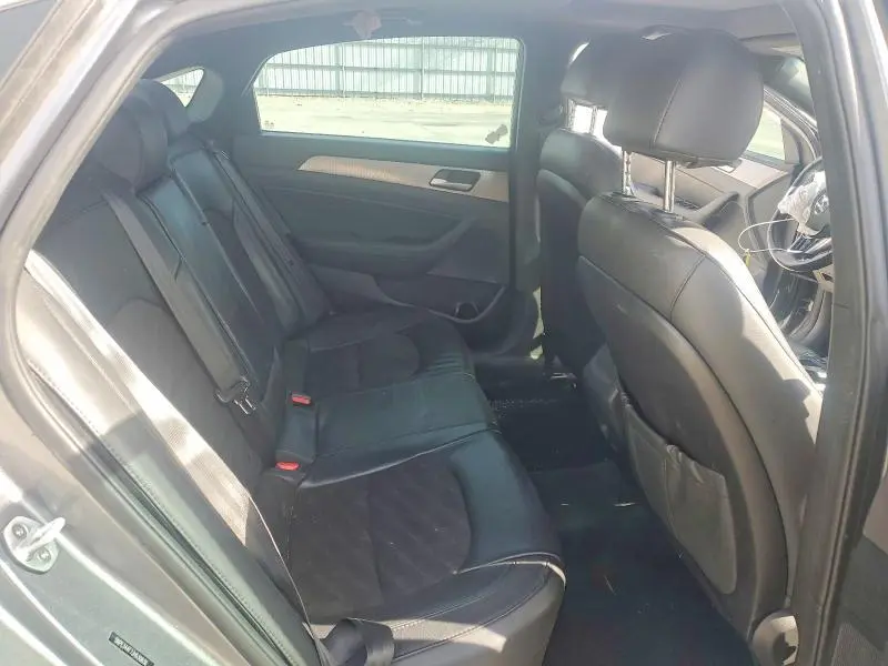2018 HYUNDAI SONATA SPORT  