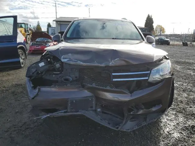 2011 VOLKSWAGEN TOUAREG V6  