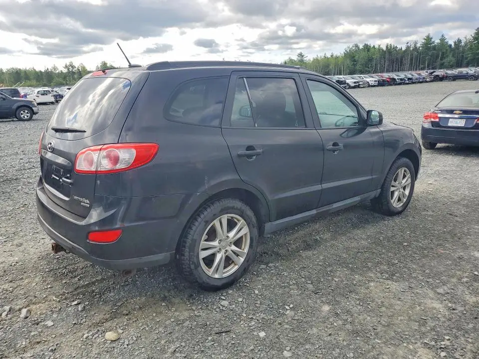 2011 HYUNDAI SANTA FE GLS  