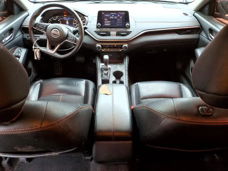 2019 NISSAN ALTIMA SR  