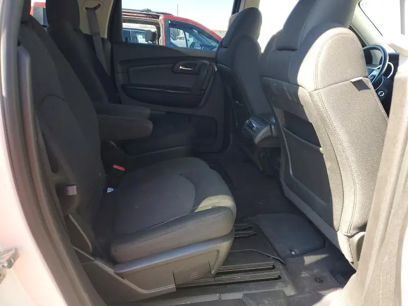 2012 CHEVROLET TRAVERSE LT  