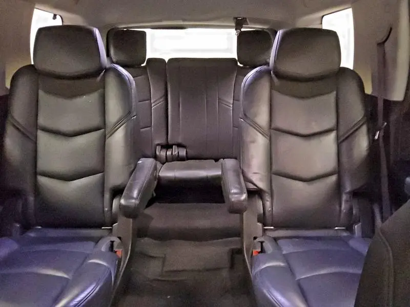 2017 CADILLAC ESCALADE LUXURY  