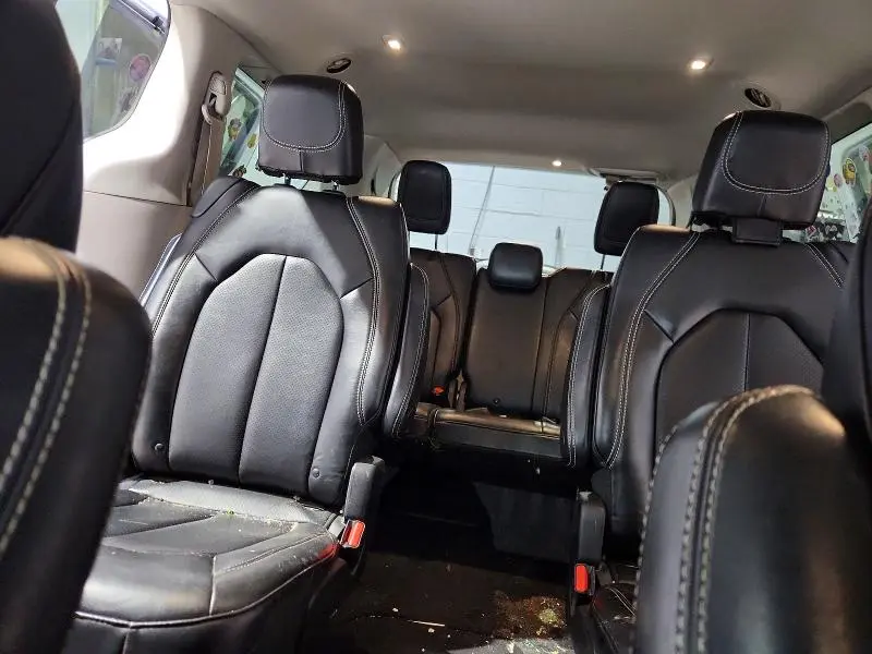 2020 CHRYSLER VOYAGER LXI  