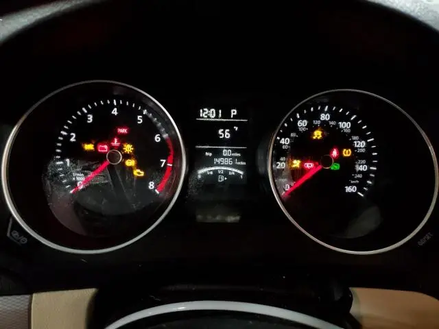 2015 VOLKSWAGEN JETTA SE  