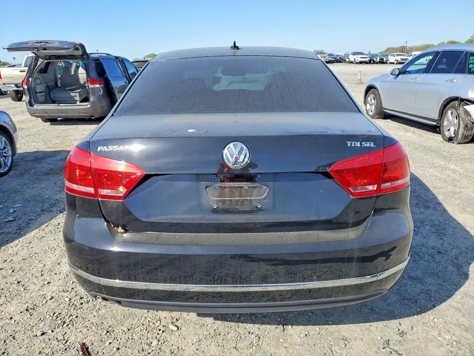 2012 VOLKSWAGEN PASSAT SEL  