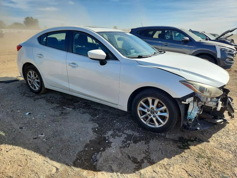 2015 MAZDA 3 TOURING  