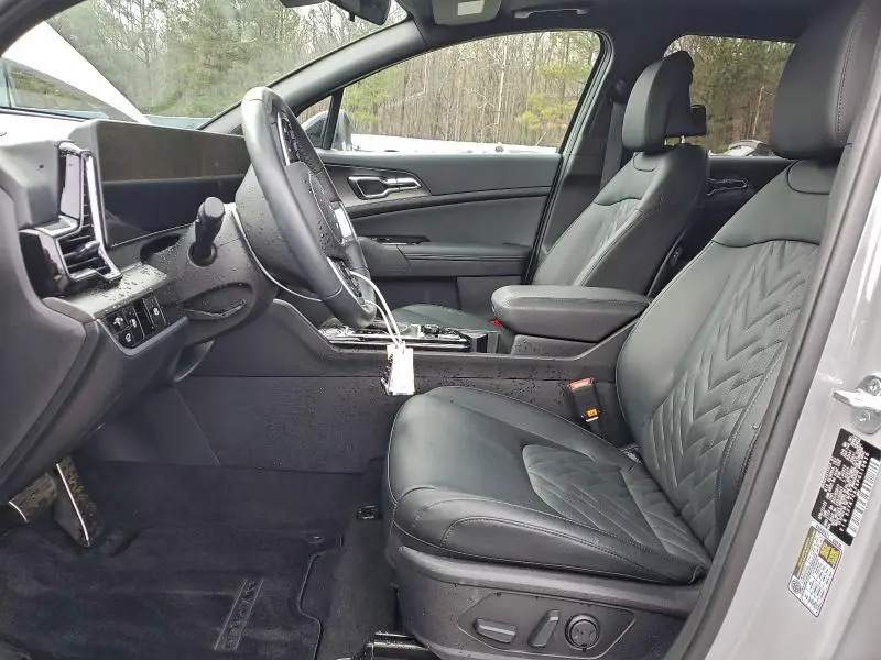 2023 KIA SPORTAGE X-PRO  