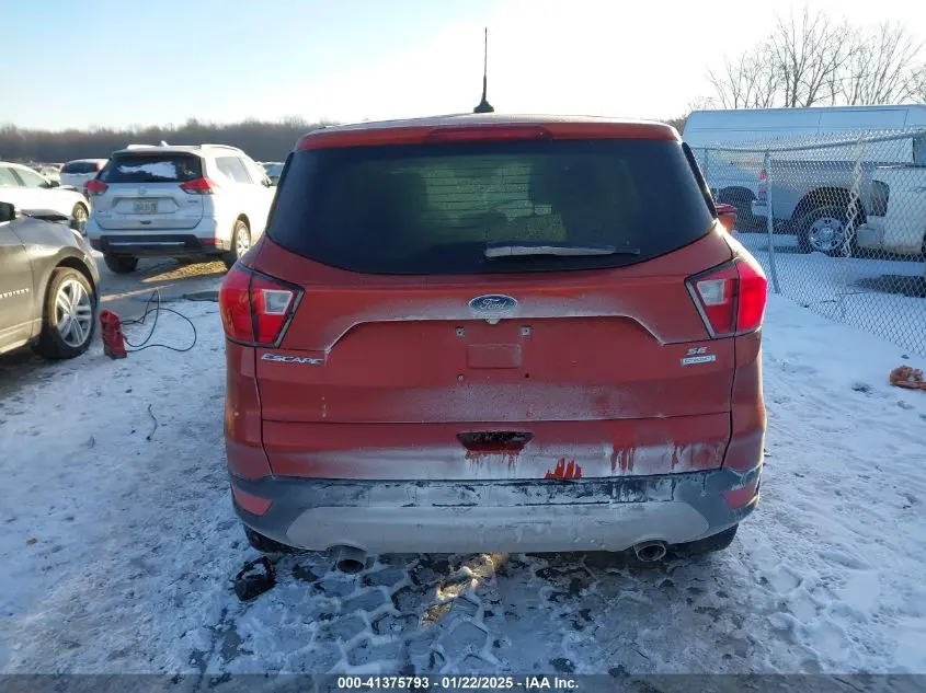 2019 FORD ESCAPE SE