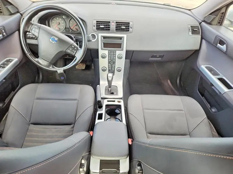 2010 VOLVO S40 2.4I  