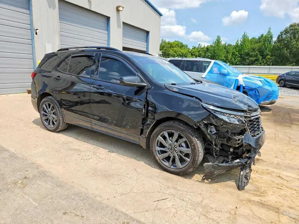 2022 CHEVROLET EQUINOX RS  