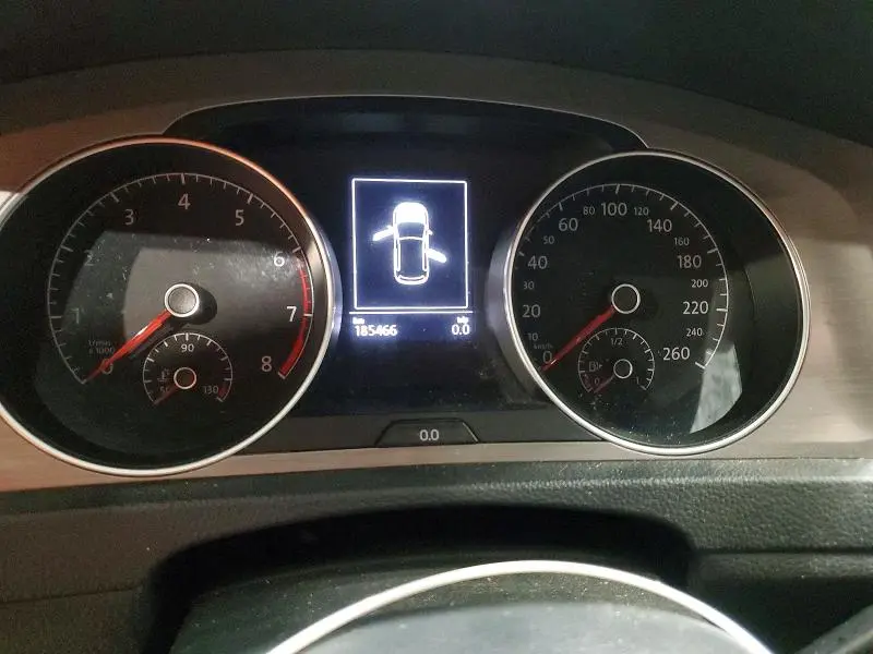 2015 VOLKSWAGEN GOLF   