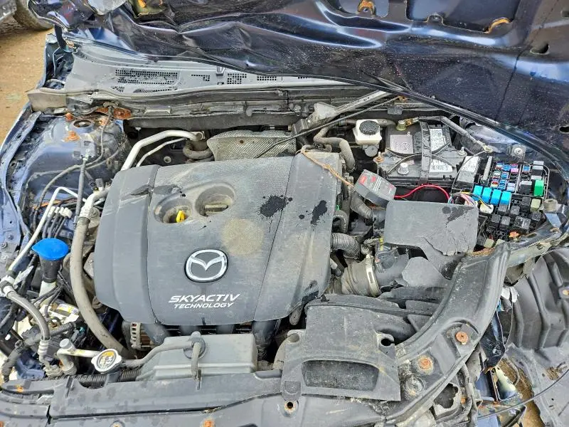 2015 MAZDA 3 TOURING  
