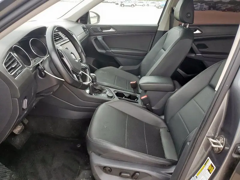 2018 VOLKSWAGEN TIGUAN SE  
