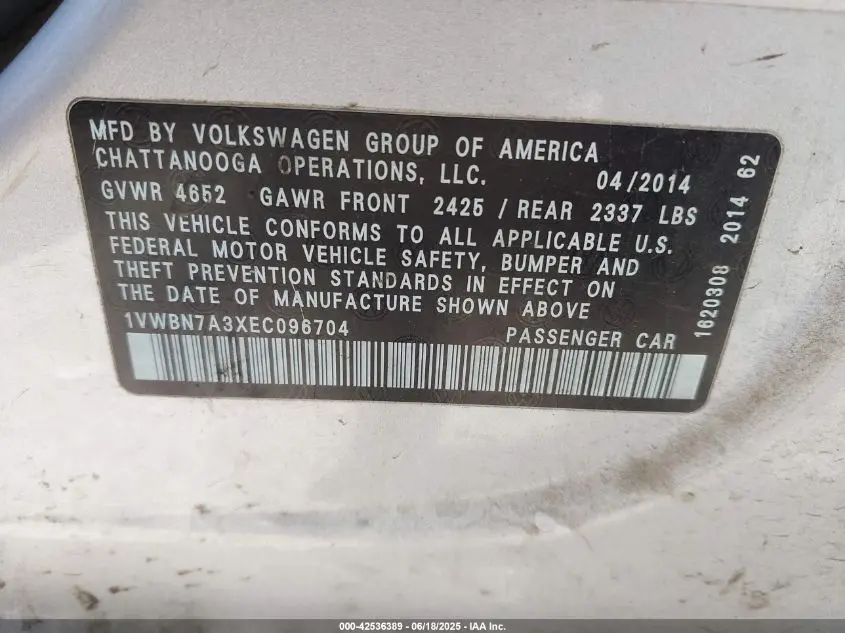 2014 VOLKSWAGEN PASSAT 2.0L TDI SE