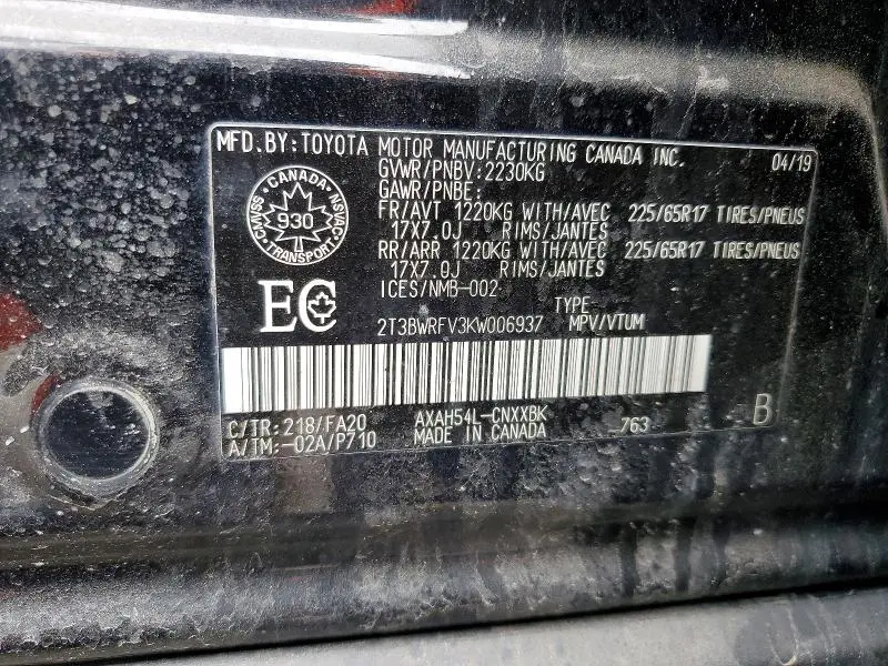 2019 TOYOTA RAV4 LE  