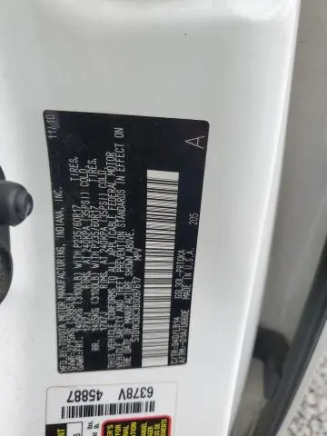 2011 TOYOTA SIENNA XLE  