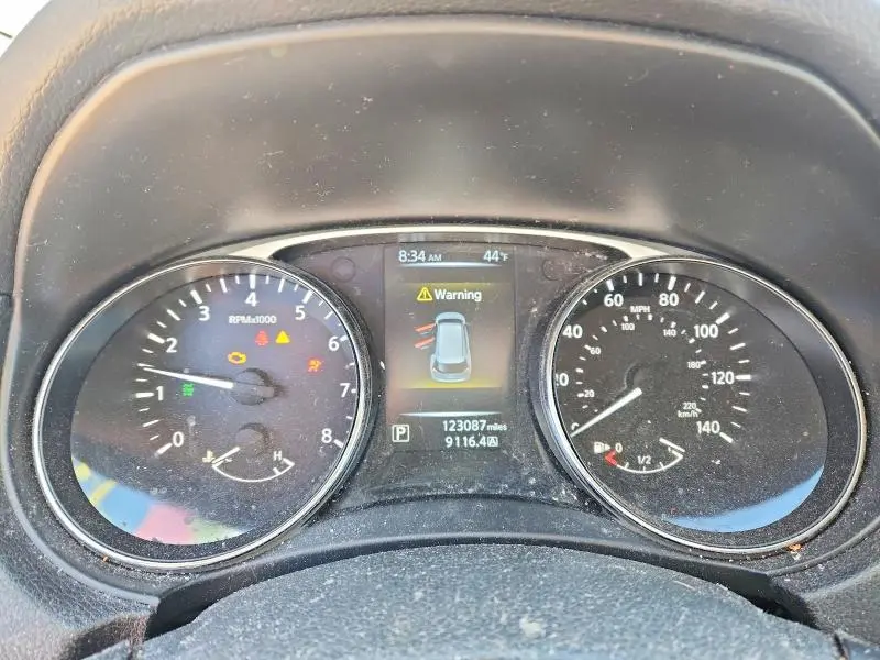 2014 NISSAN ROGUE SV  