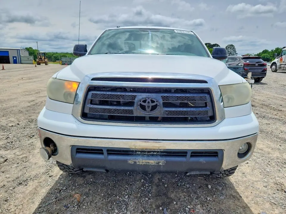 2011 TOYOTA TUNDRA GRADE  