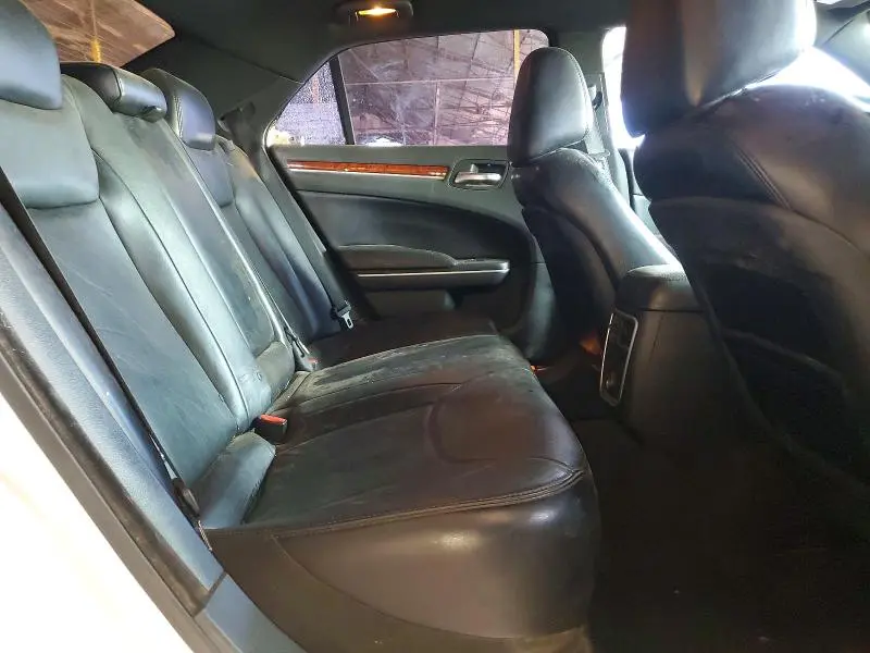2014 CHRYSLER 300   