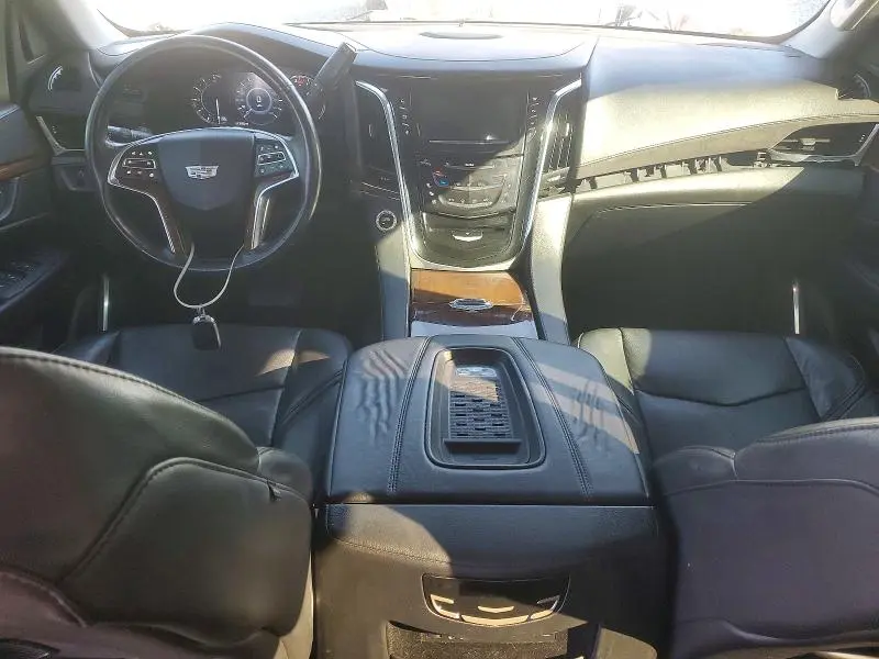 2016 CADILLAC ESCALADE LUXURY  