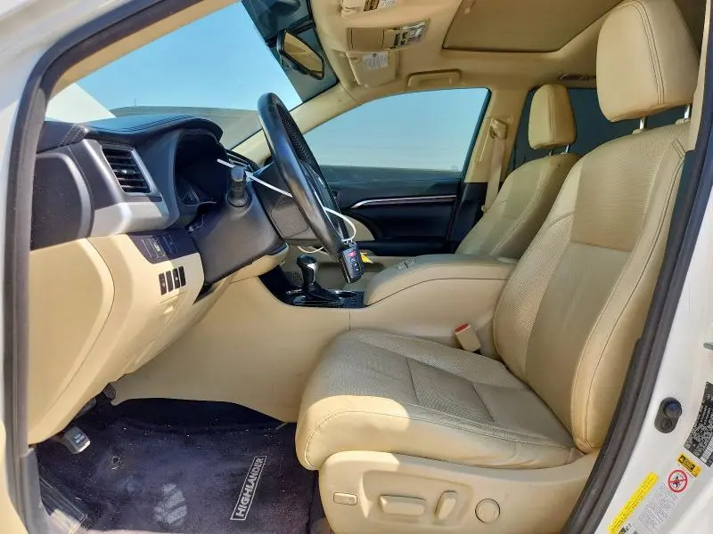 2015 TOYOTA HIGHLANDER LIMITED  