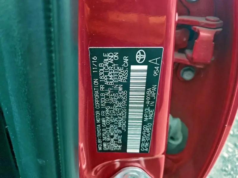 2016 TOYOTA PRIUS C ONE  