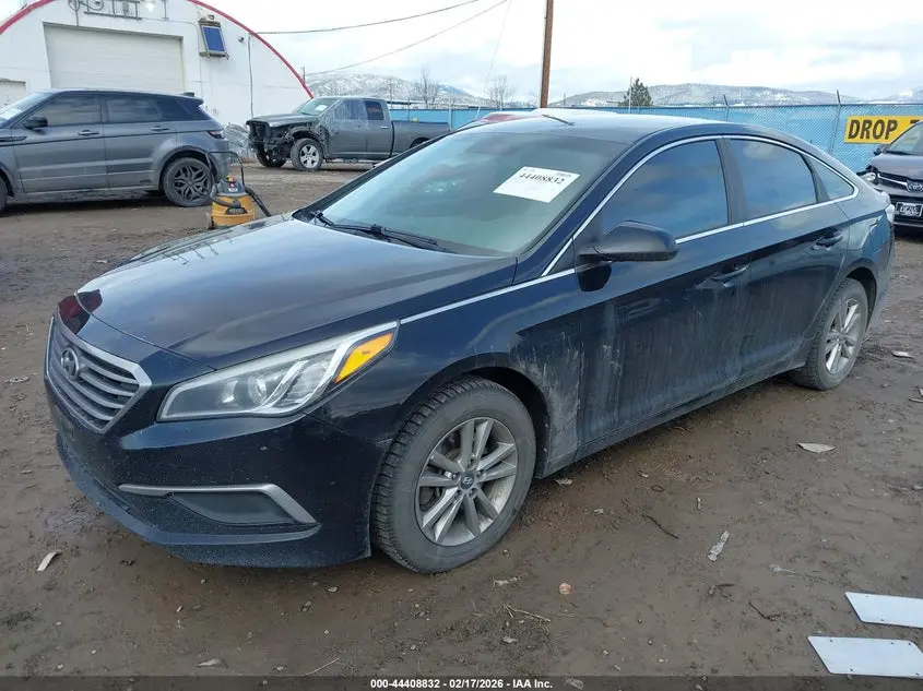 2016 HYUNDAI SONATA SE