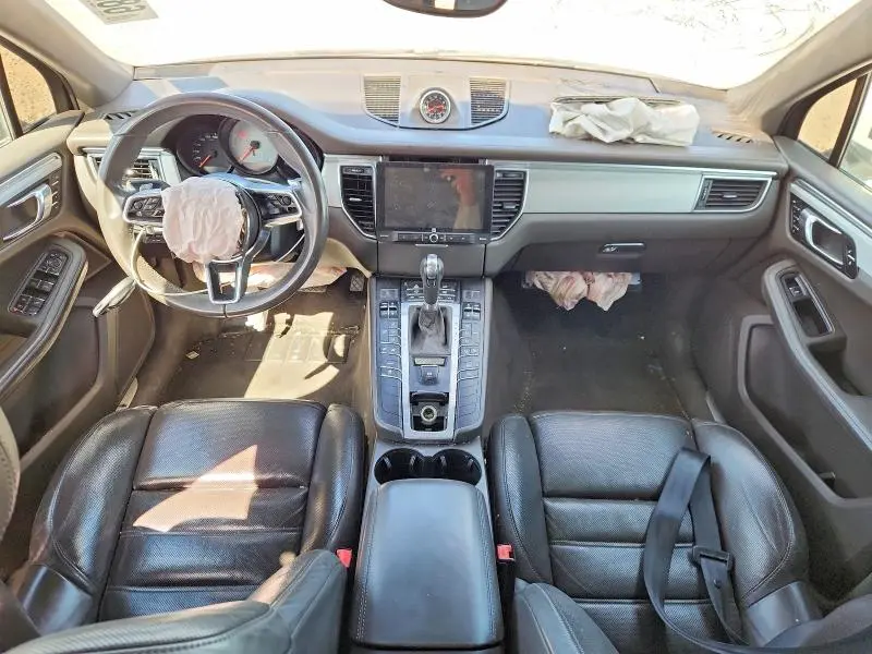 2016 PORSCHE MACAN S  