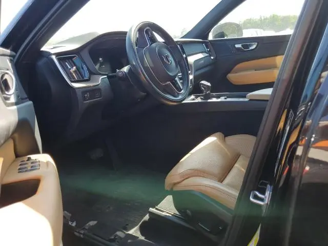 2021 VOLVO XC60 T5 INSCRIPTION  