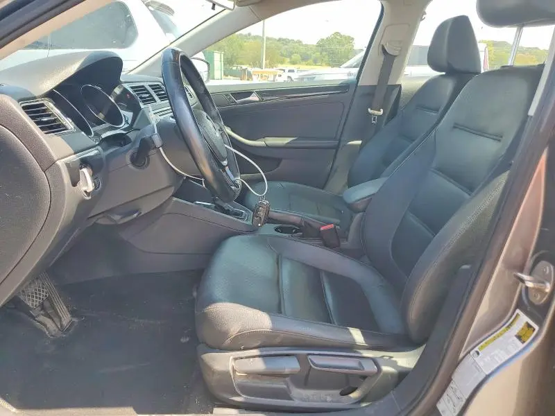 2016 VOLKSWAGEN JETTA SEL  