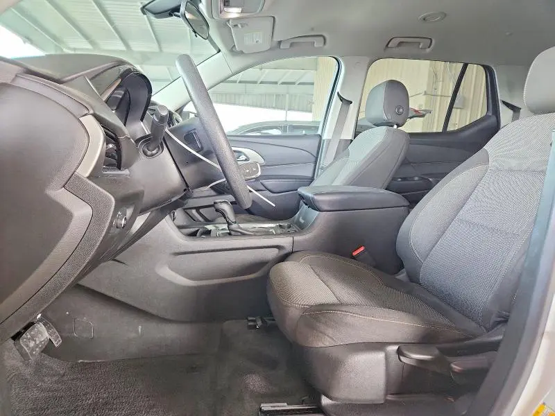 2019 CHEVROLET TRAVERSE LS  