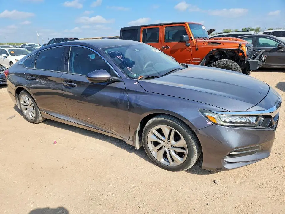 2018 HONDA ACCORD LX  