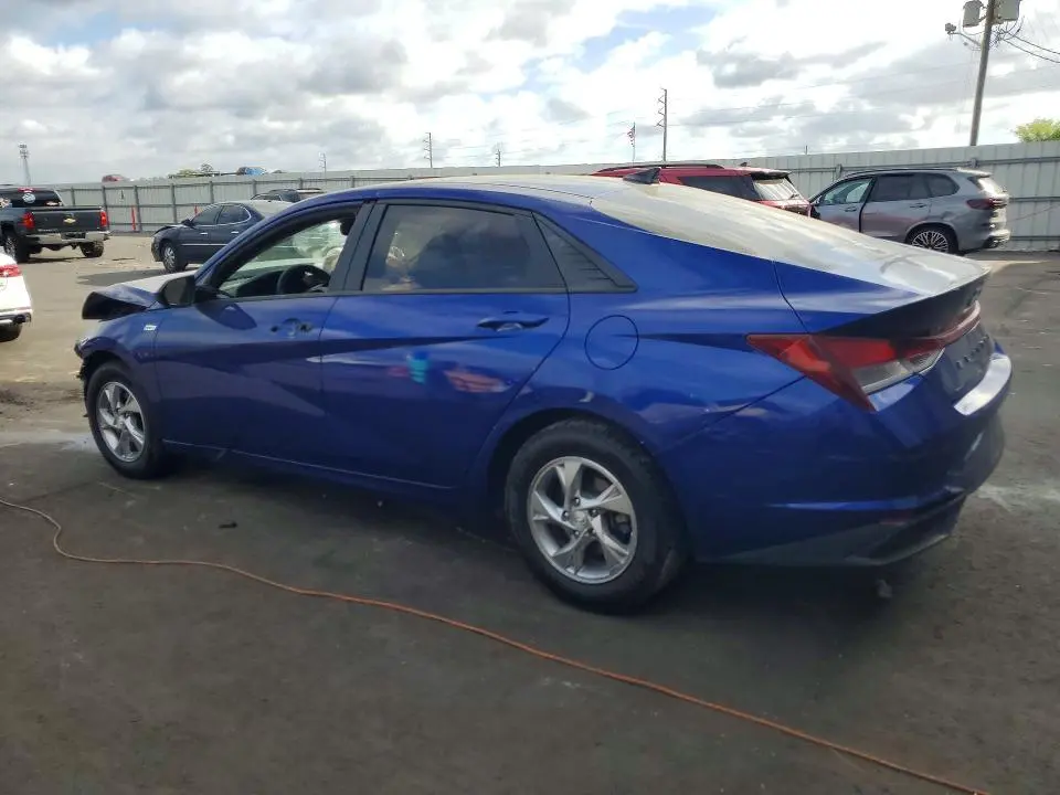 2021 HYUNDAI ELANTRA SE  