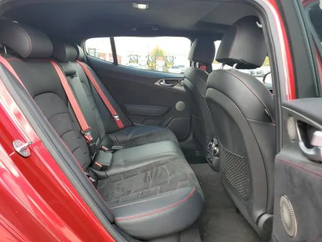 2022 KIA STINGER GT2  