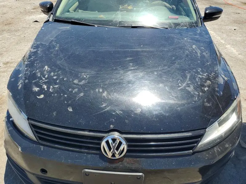 2011 VOLKSWAGEN JETTA SE  