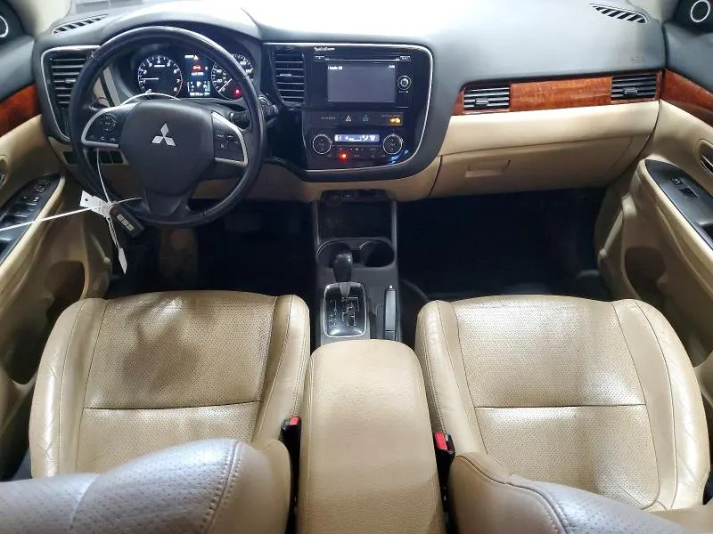 2015 MITSUBISHI OUTLANDER SE  