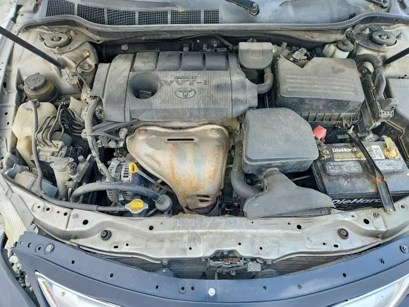 2011 TOYOTA CAMRY LE  