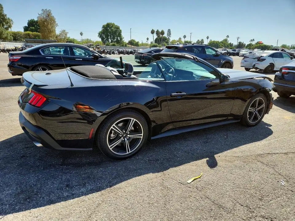 2024 FORD MUSTANG   