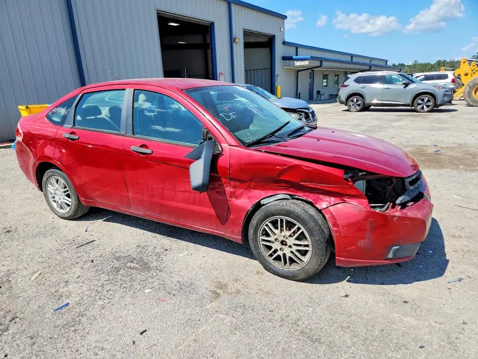 2011 FORD FOCUS SE  