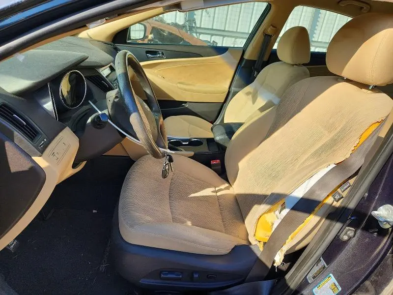 2011 HYUNDAI SONATA GLS  