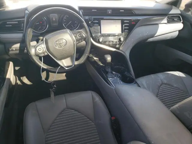 2019 TOYOTA CAMRY SE  