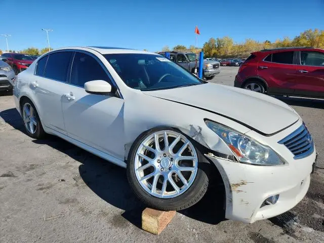 2012 INFINITI G37   
